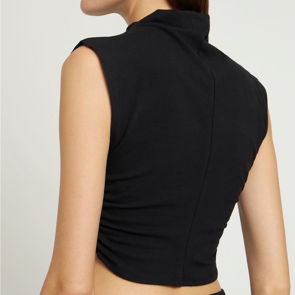 Foster Knit two-piece set. On Reformation website for $168 - Picture 2 of 3